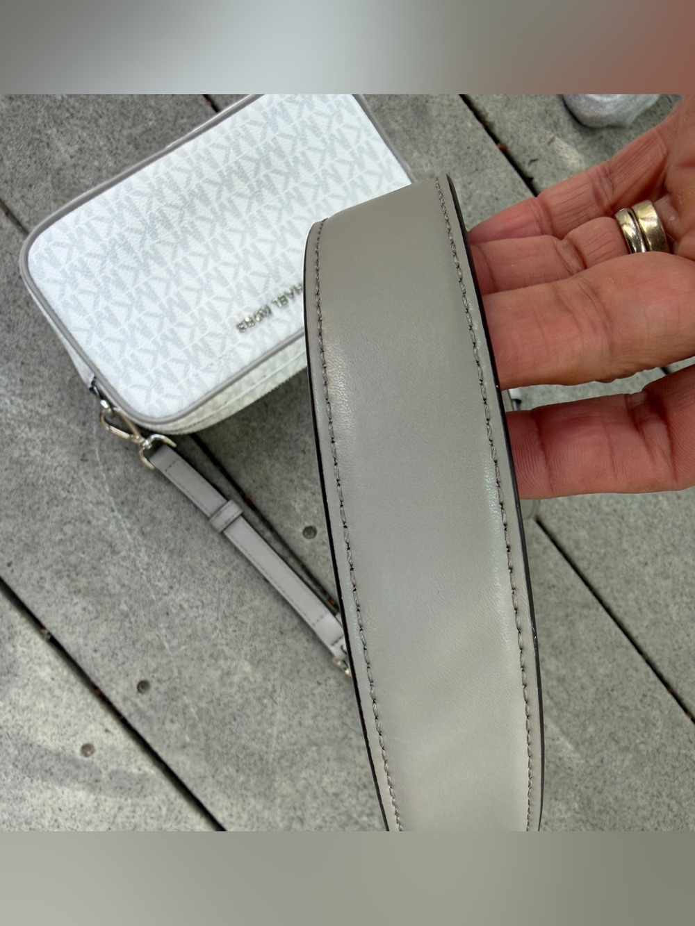 Michael Kors Small Connie Bright White Gray Camera Signature Logo Crossbody Bag - Picture 6 of 15